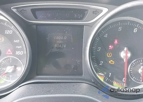 2018 Mercedes-Benz Cla 250 z USA, uszkodzony, nr VIN WDDSJ4EB5JN520714